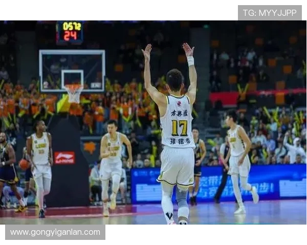 辽宁强势击退广厦迎来两连胜